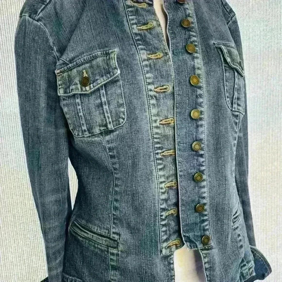 INC hand painted denim jacket, size M. With French sleeves; Military style - Picture 6 of 9